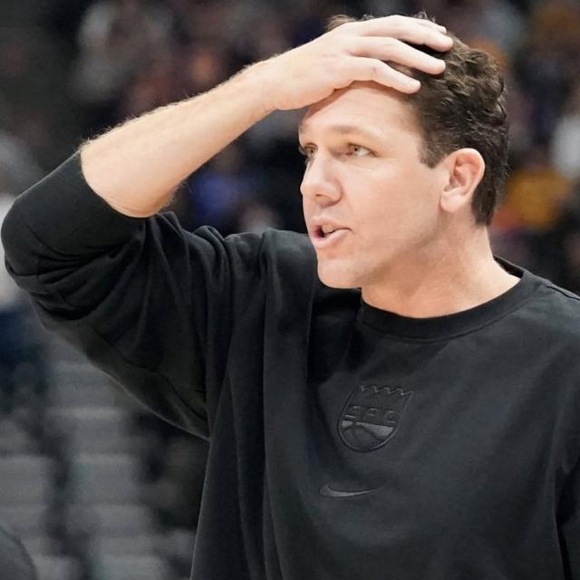 kaiyun-换帅首战遭76人二队逆转！国王失去最后一块遮羞布