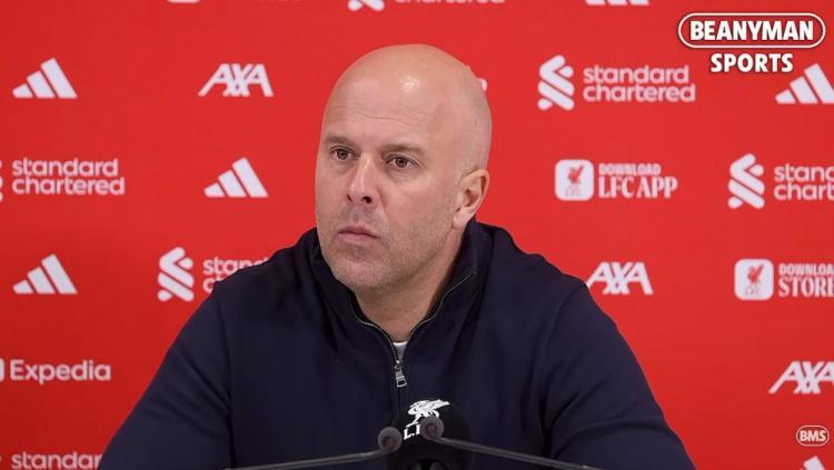 kaiyun-利物浦1-1热刺“送温暖”：斯洛特迷之战术，索博都看不下去了